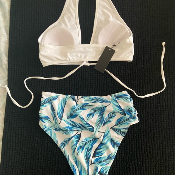 Bikini two piece - Picture 2 of 3